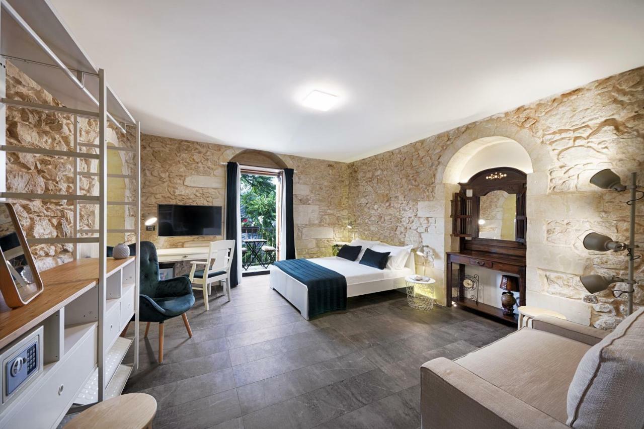 Deluxe Double Room Balcony