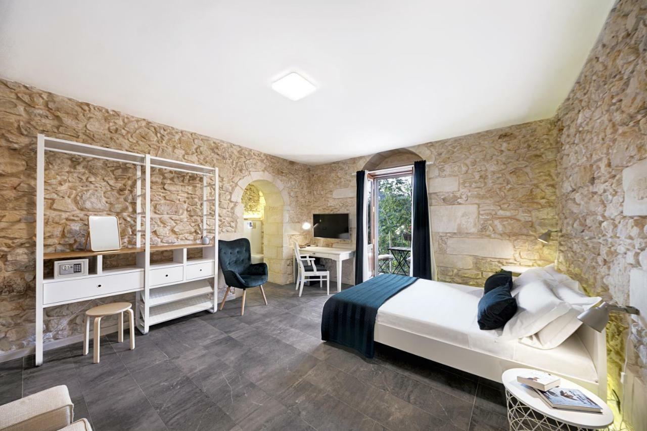 Deluxe Double Room Balcony