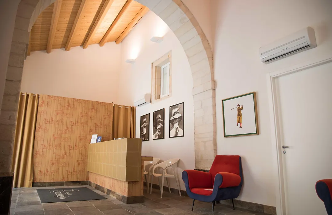 Hotel Dell'Orologio-1