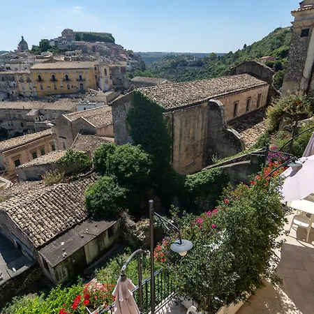 Terra Del Sole Ibla - Panoramic B&B-3